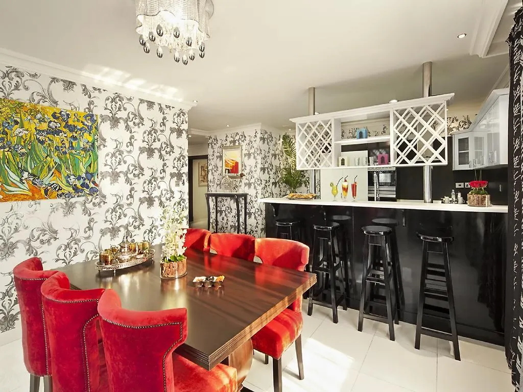 אבו דאבי Swiss Hotel Corniche