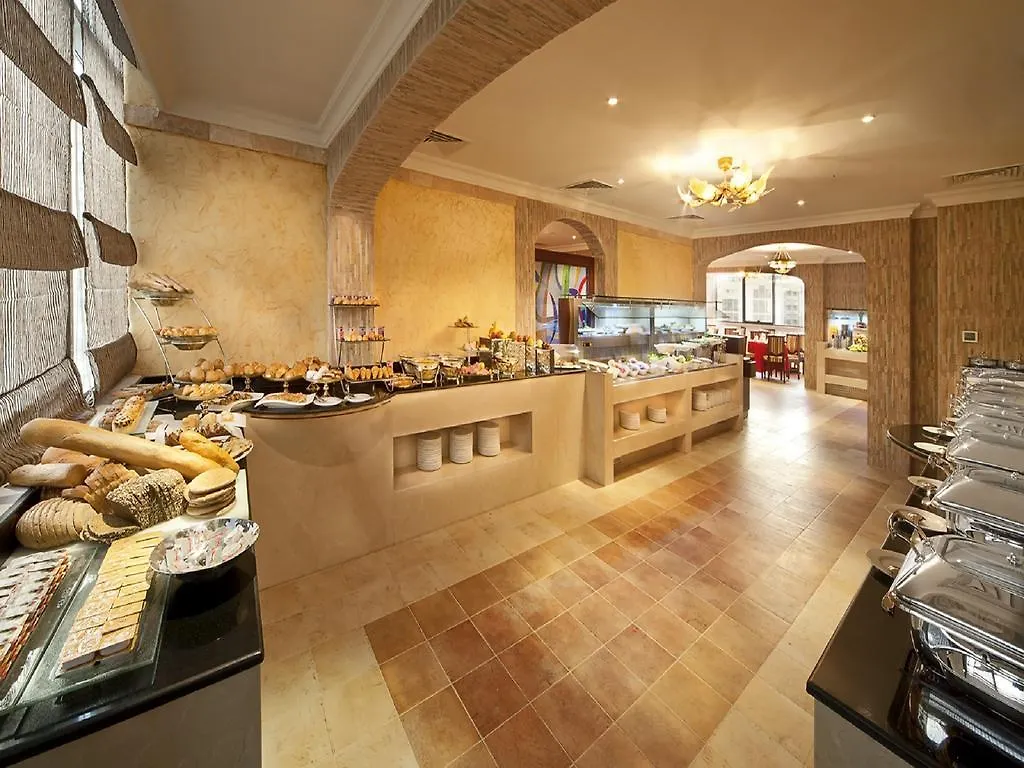 אבו דאבי Swiss Hotel Corniche  אבו דאבי