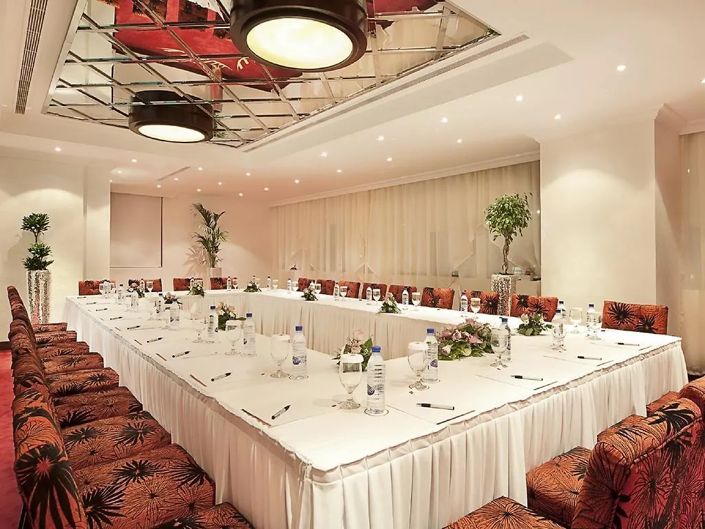 אבו דאבי Swiss Hotel Corniche  אבו דאבי