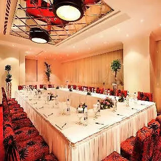 אבו דאבי Swiss Hotel Corniche