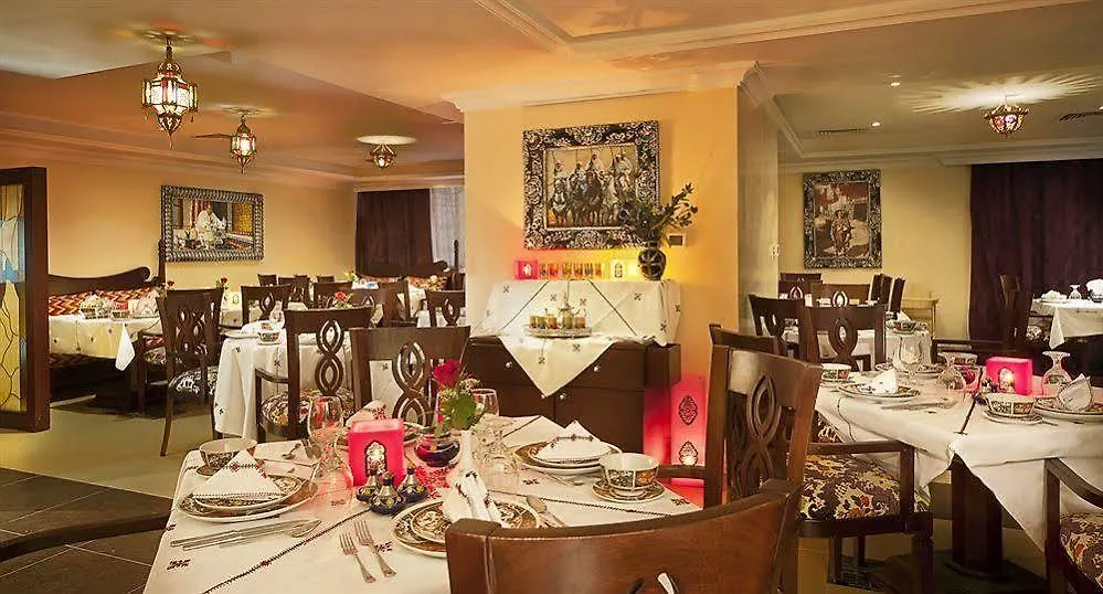 אבו דאבי Swiss Hotel Corniche